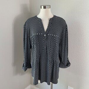 Cocomo Woman Plus 3X Black White Geometric Tunic Top Blouse Roll Tab Sleeve